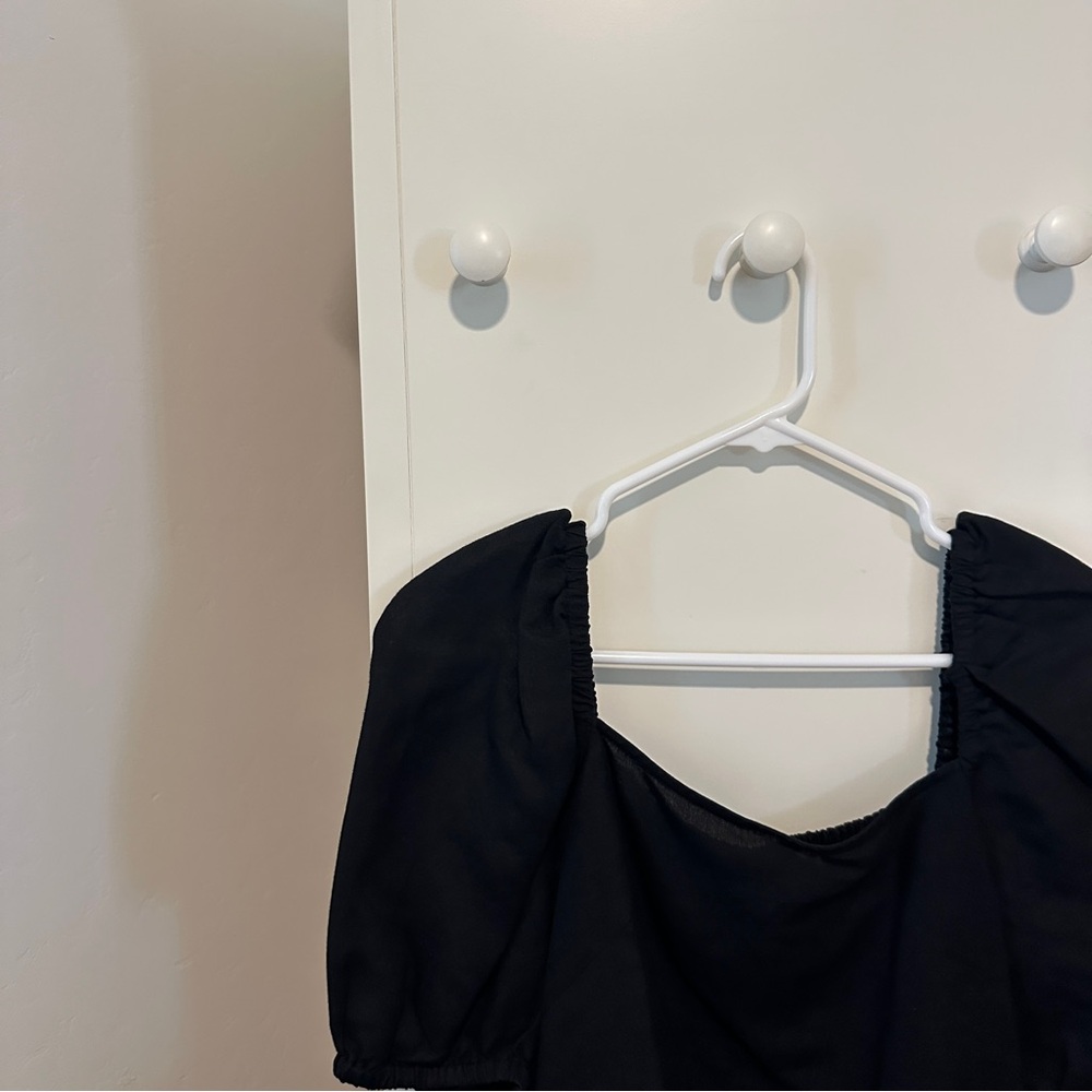 & Other Stories Black Babydoll Cropped Shirt